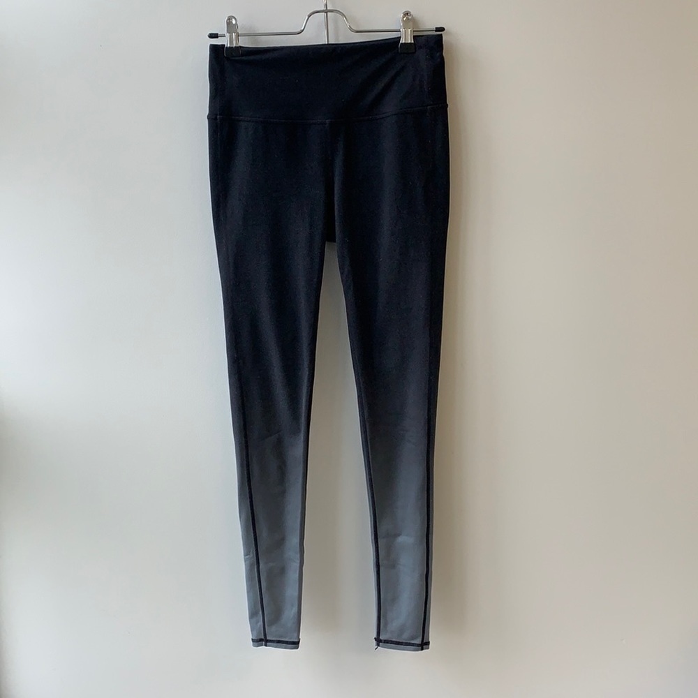 Athleta Black and Grey Ombré Leggings